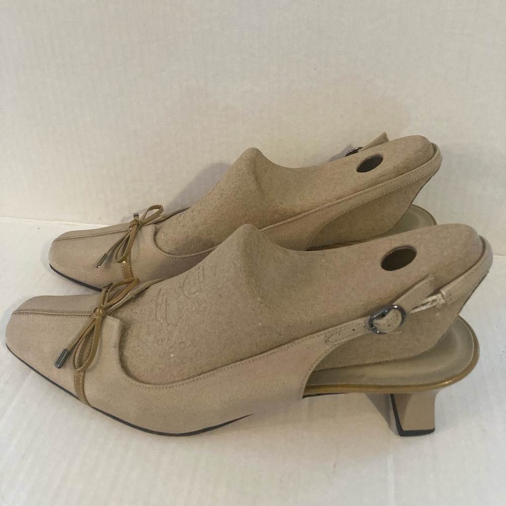 VAN ELI Women's Tan Slingback with Bow